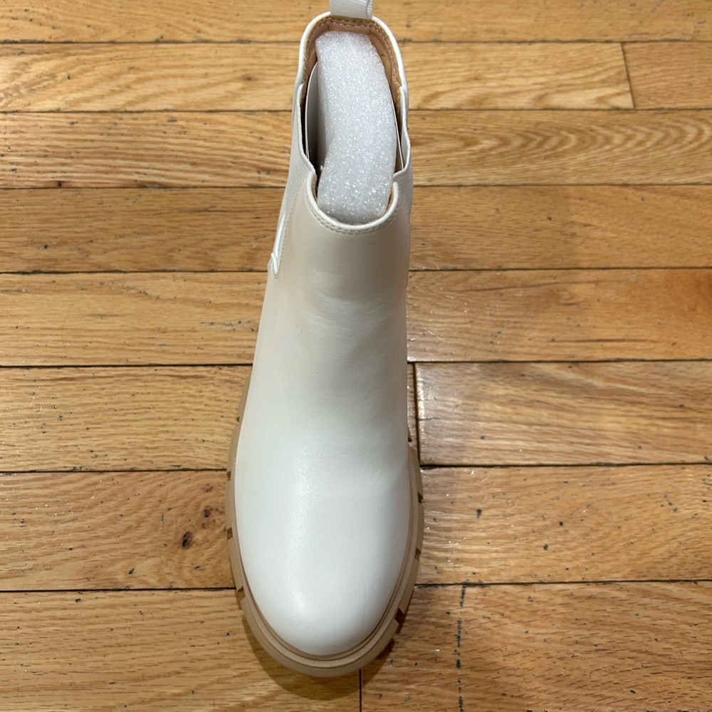 Cute girls white ankle booties